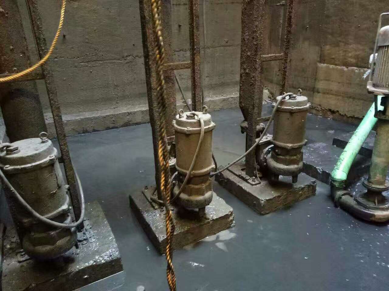 天涯污水池清理